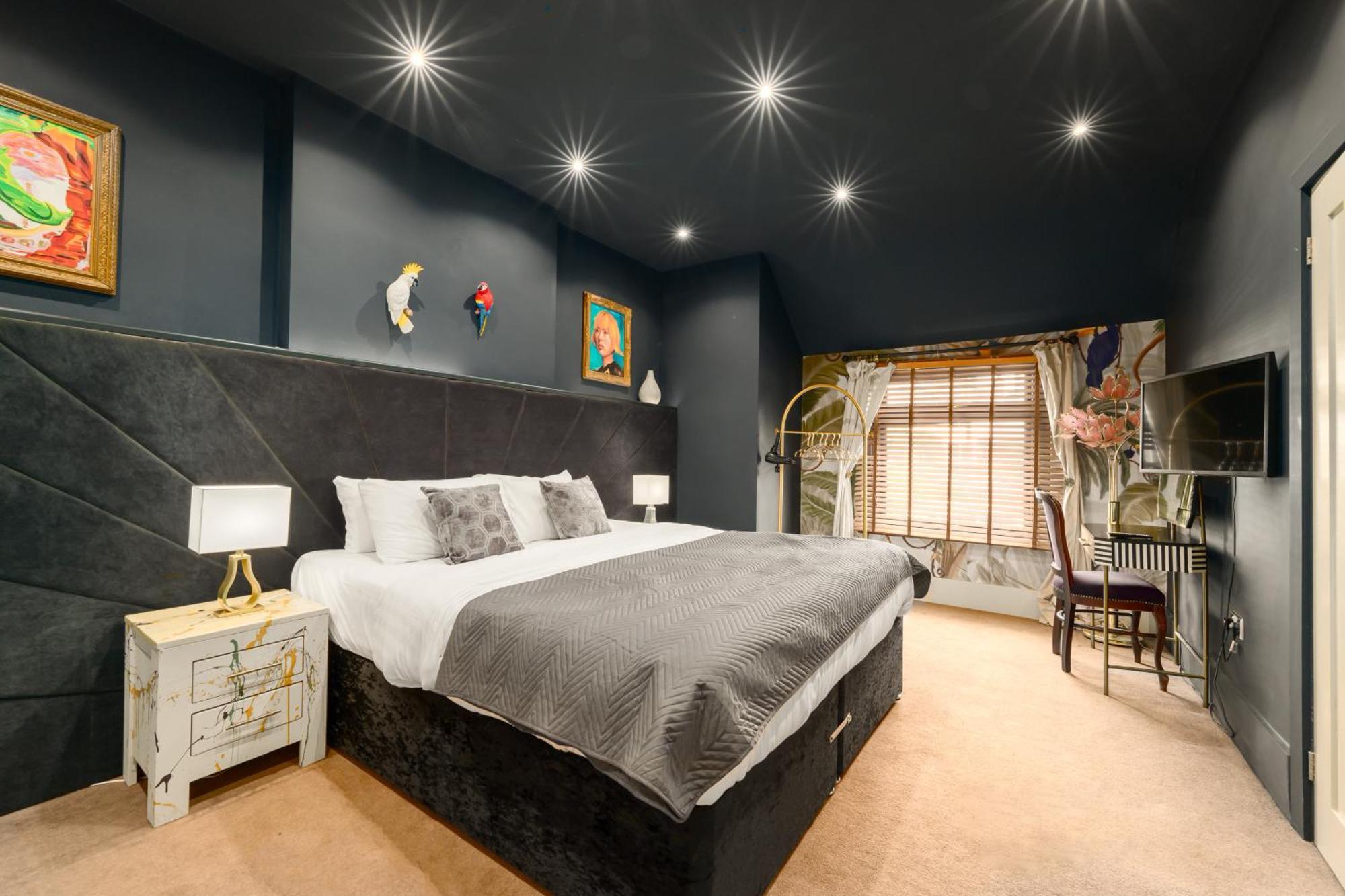 City Retreat, Spacious 4 Bed House, Games Room, Parking, Hot Tub & Bbq Cardiff Exteriör bild