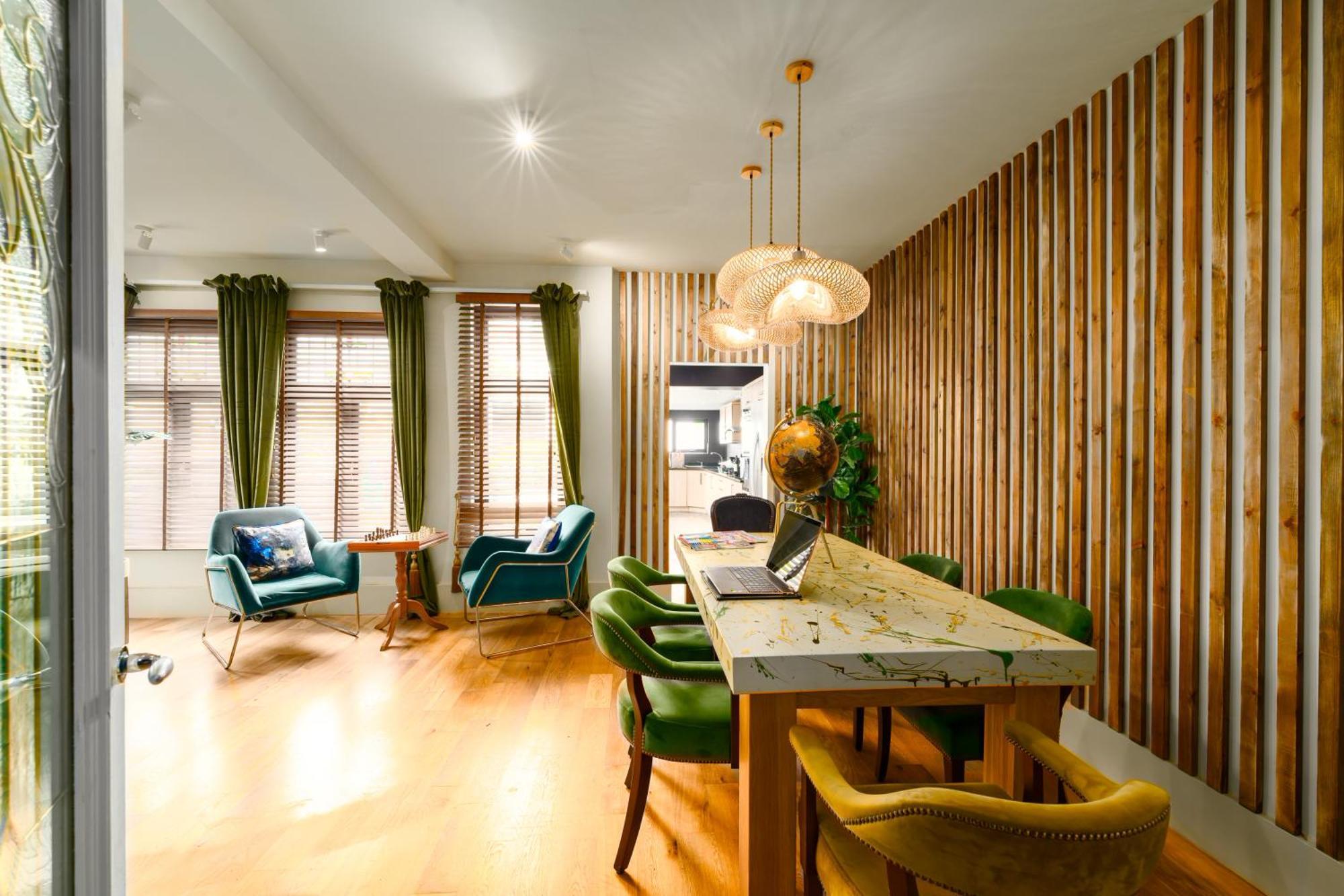 City Retreat, Spacious 4 Bed House, Games Room, Parking, Hot Tub & Bbq Cardiff Exteriör bild