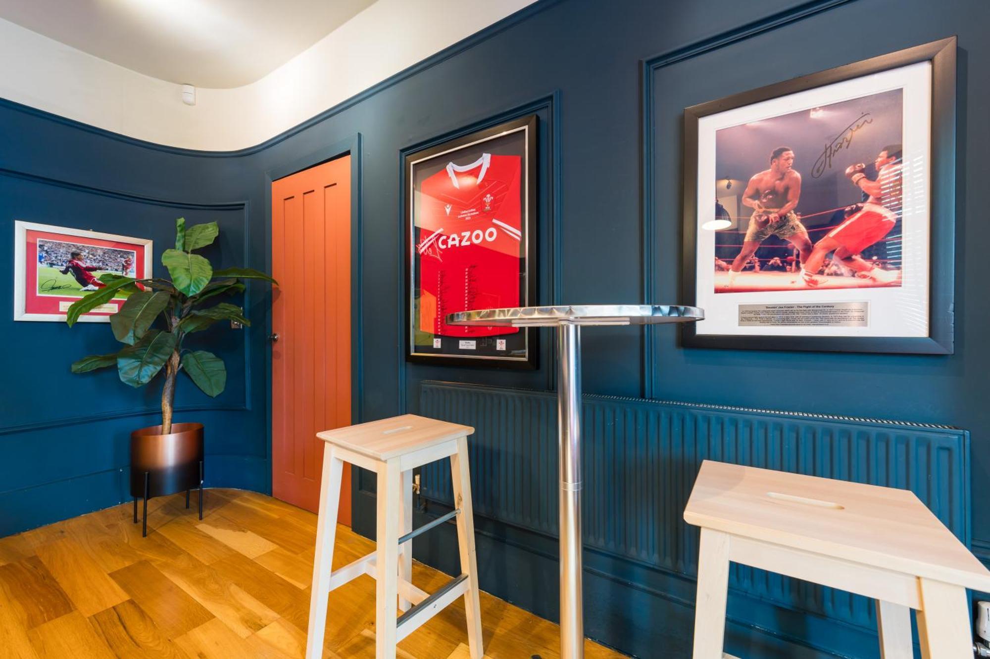 City Retreat, Spacious 4 Bed House, Games Room, Parking, Hot Tub & Bbq Cardiff Exteriör bild